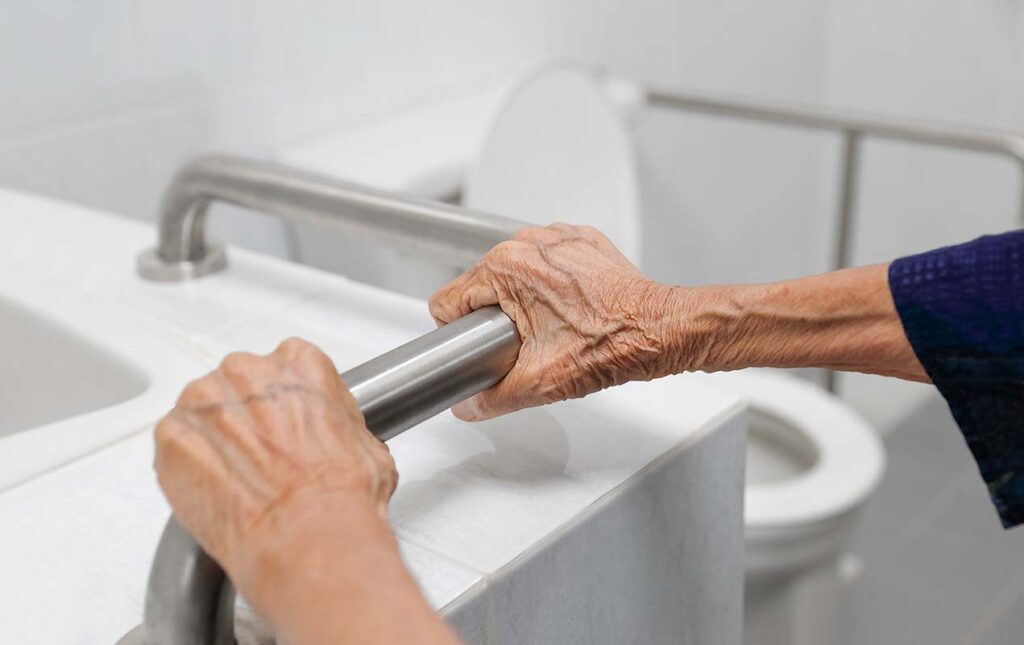 bathroom hand rails on bathtub